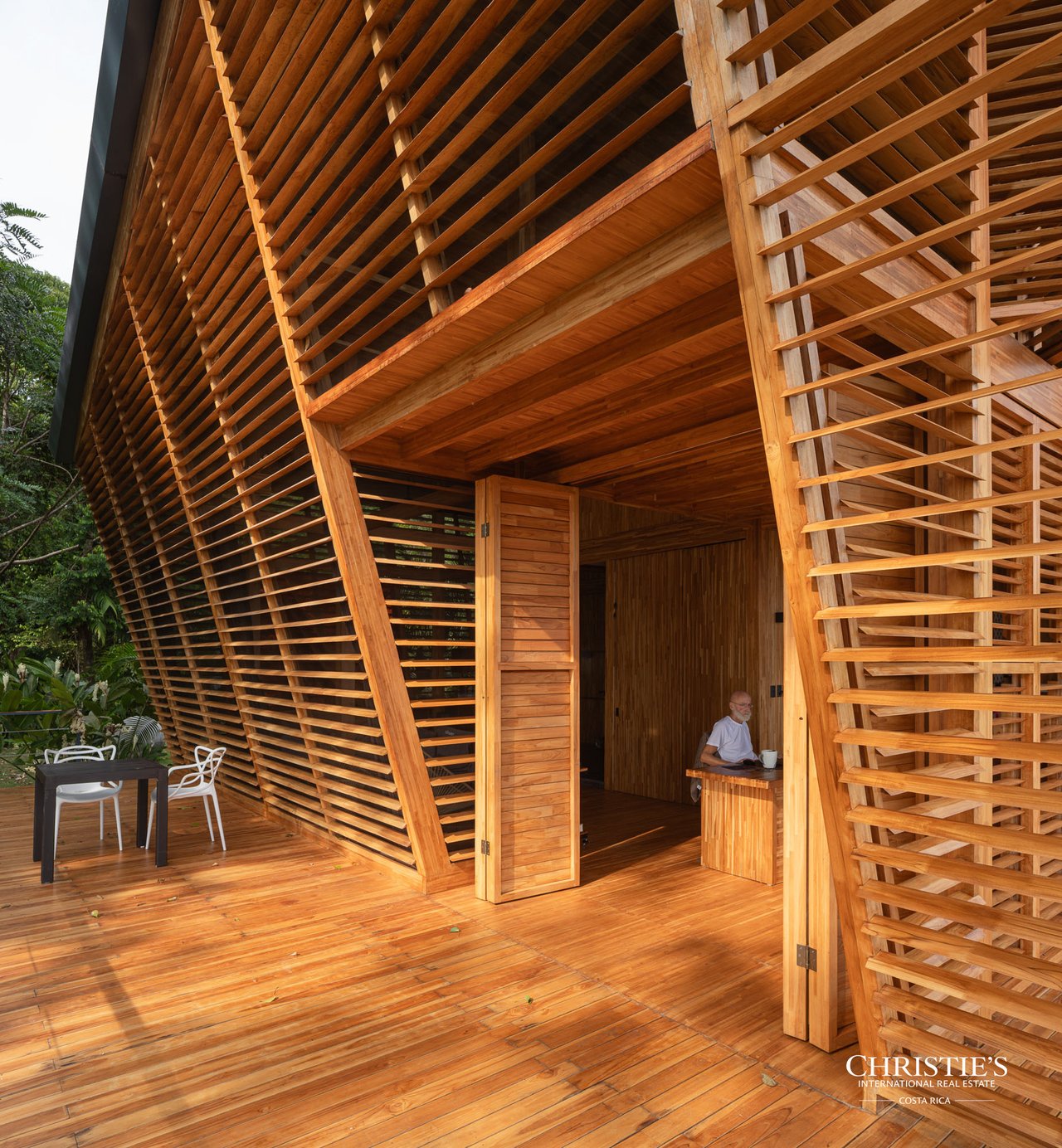 The Zen Villa | Award-Winning Teak Luxury Home with Ocean Views 