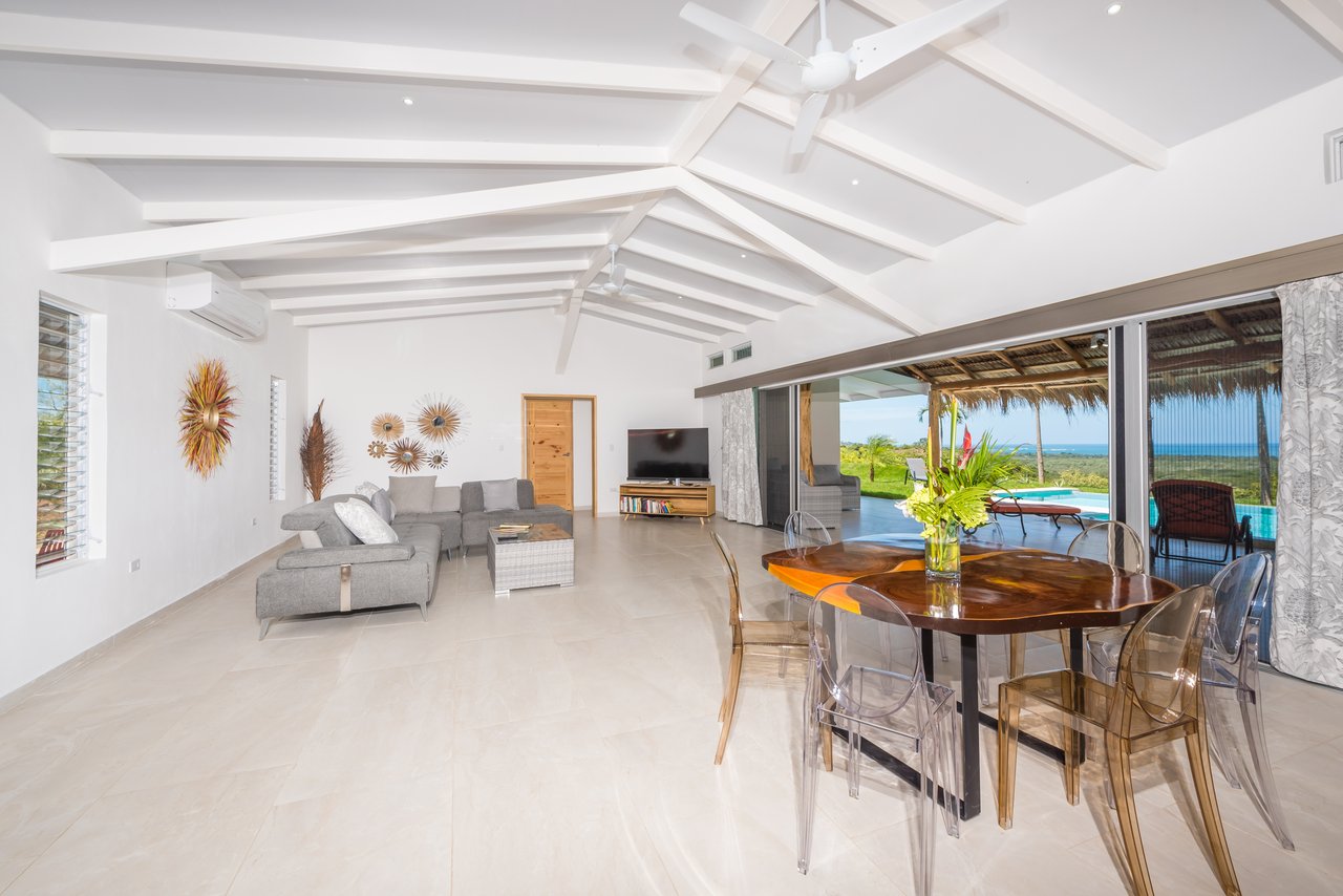 V-Lokamar Corona 1 | Exclusive 5-Bedroom Villa with Panoramic Pacific Ocean Views in Playa Grande