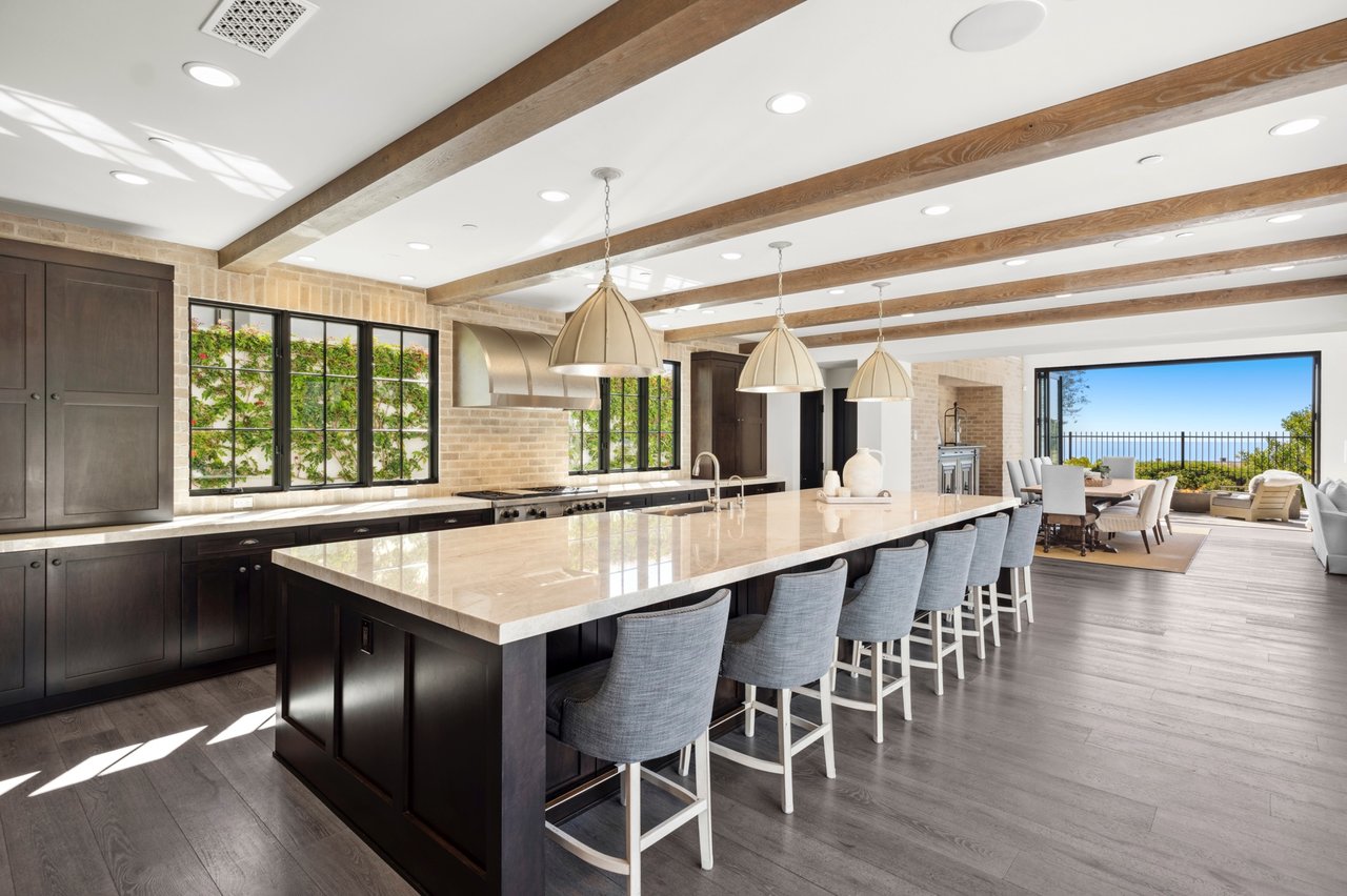 Coastal Luxury in Crystal Cove