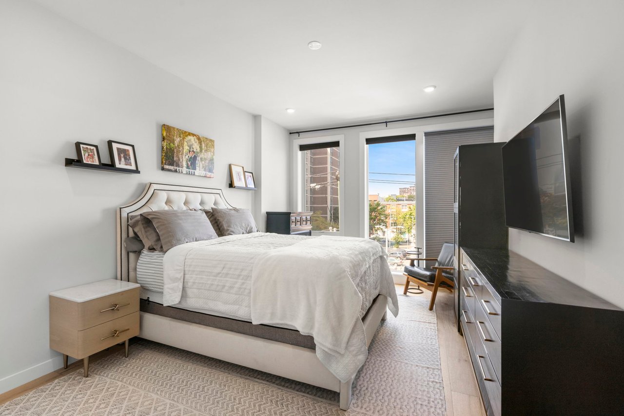 115 Grand St 405