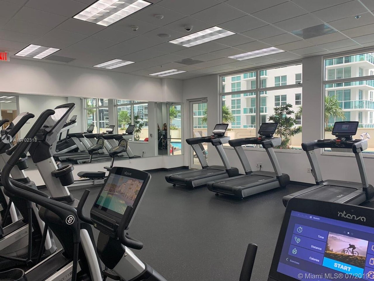 1200 Brickell Bay Dr, #2509