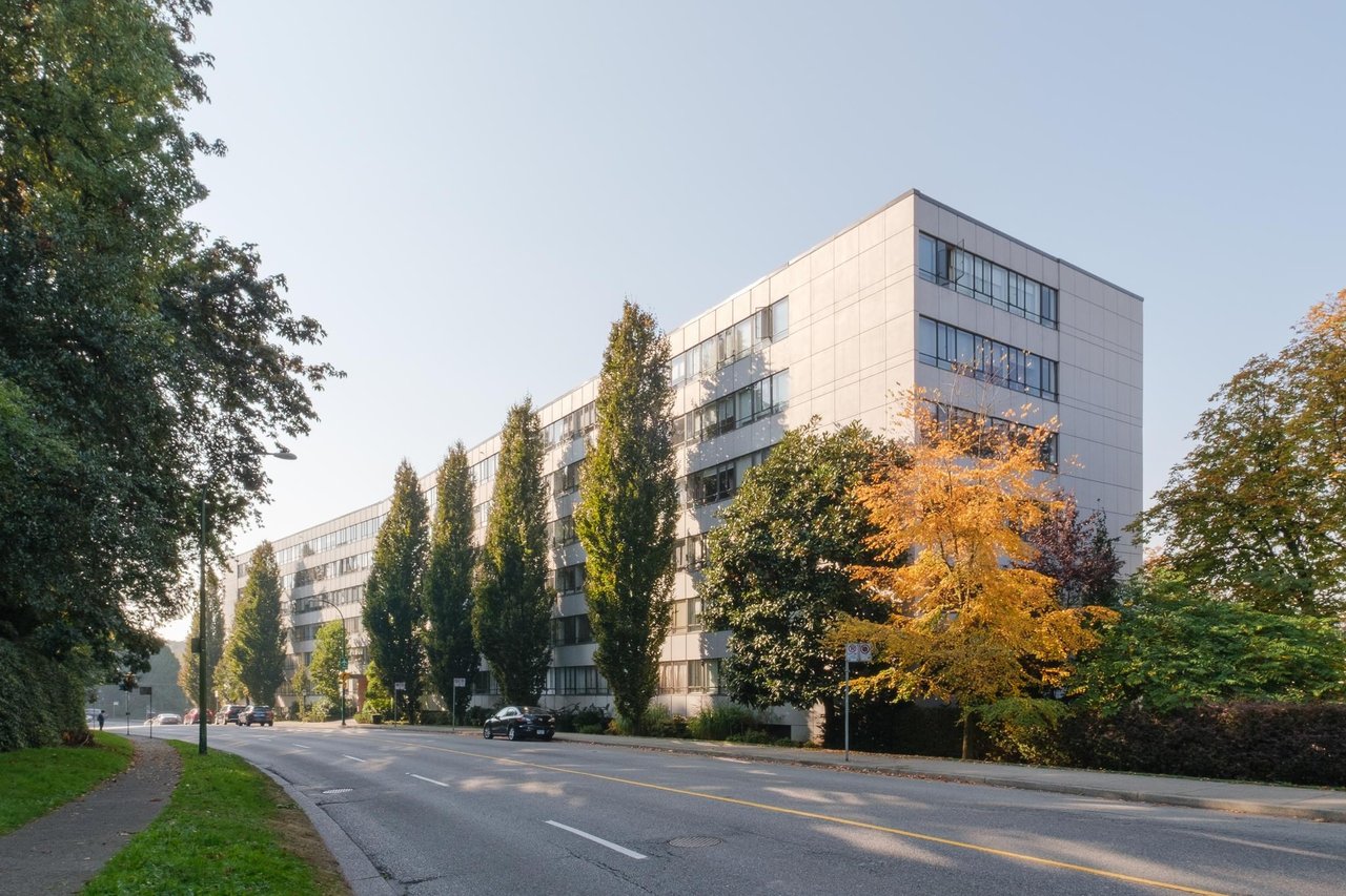 321-1445 Marpole Ave