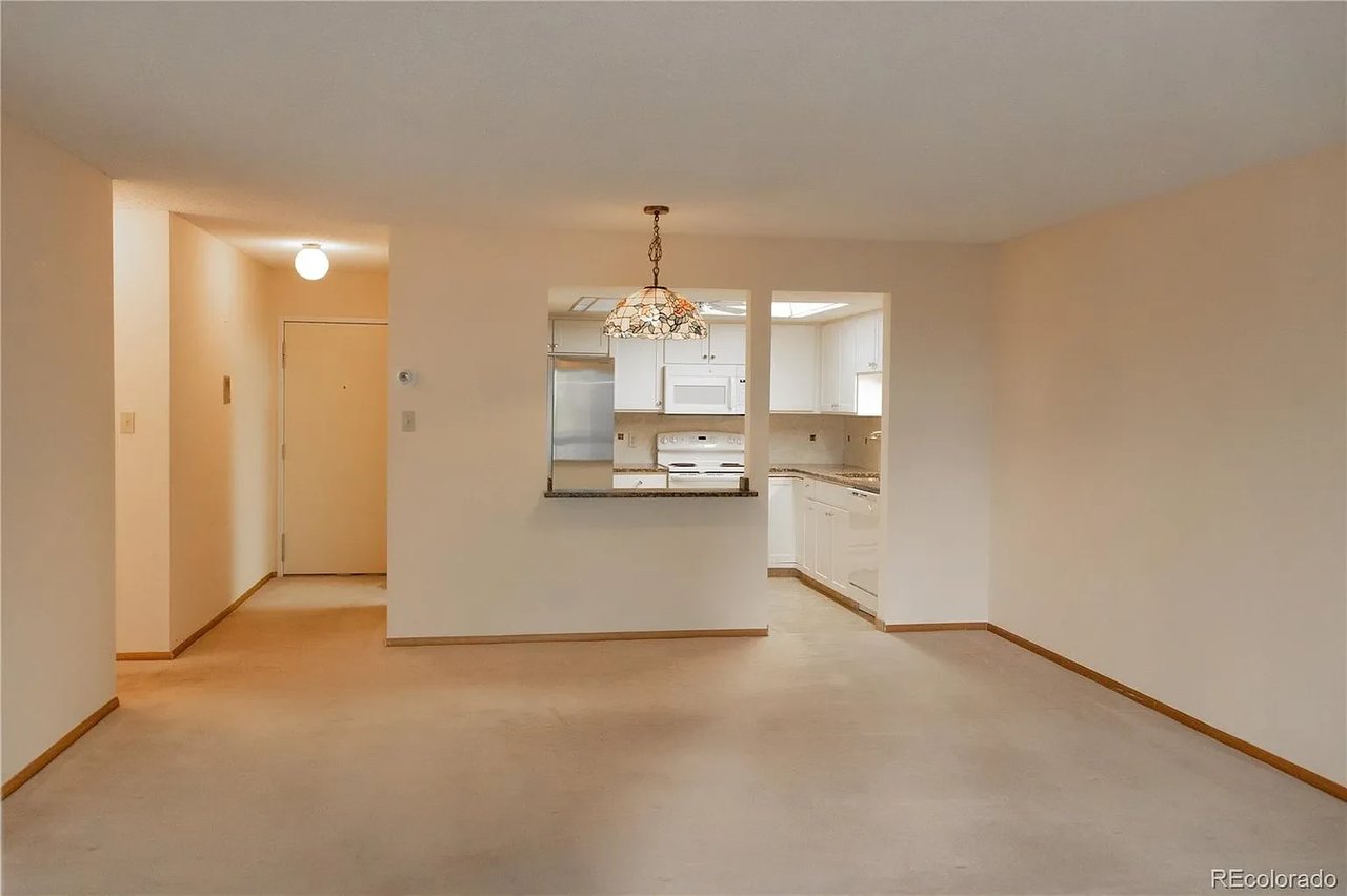 14390 E Marina Drive Unit 207