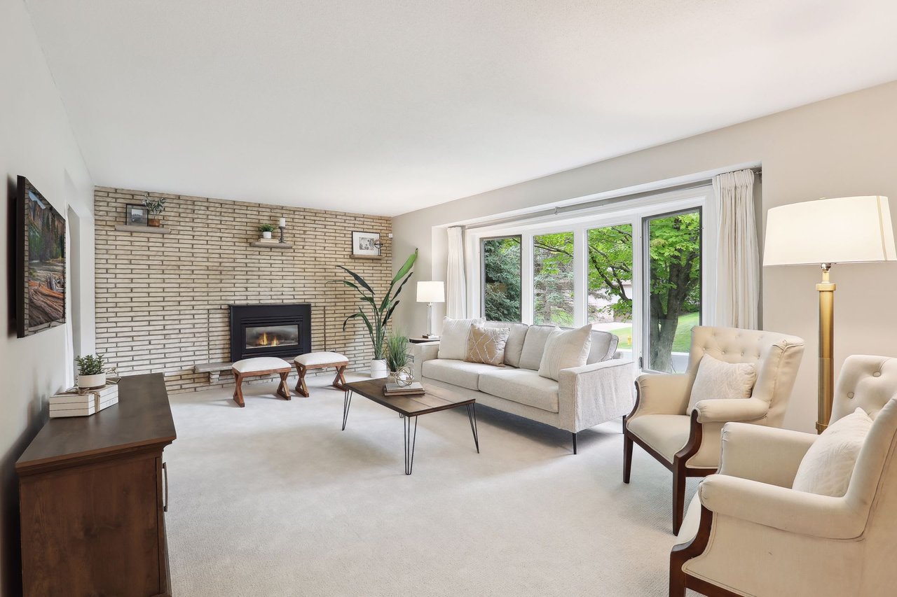 2460 Zealand Ave N, Golden Valley