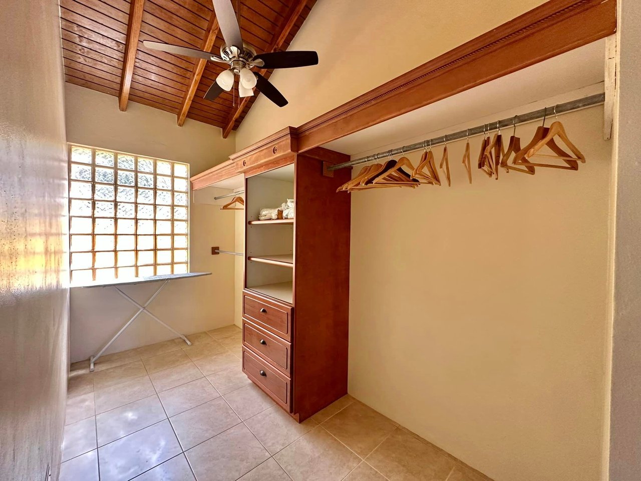 930  Threadfall 3 Bedroom Townhouse
