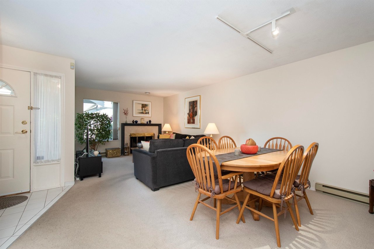 2922 Mt Seymour Pkwy