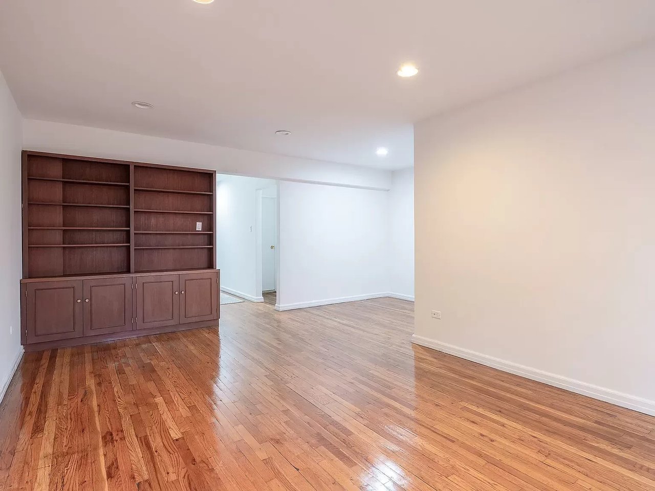 309 E 87th St #5M