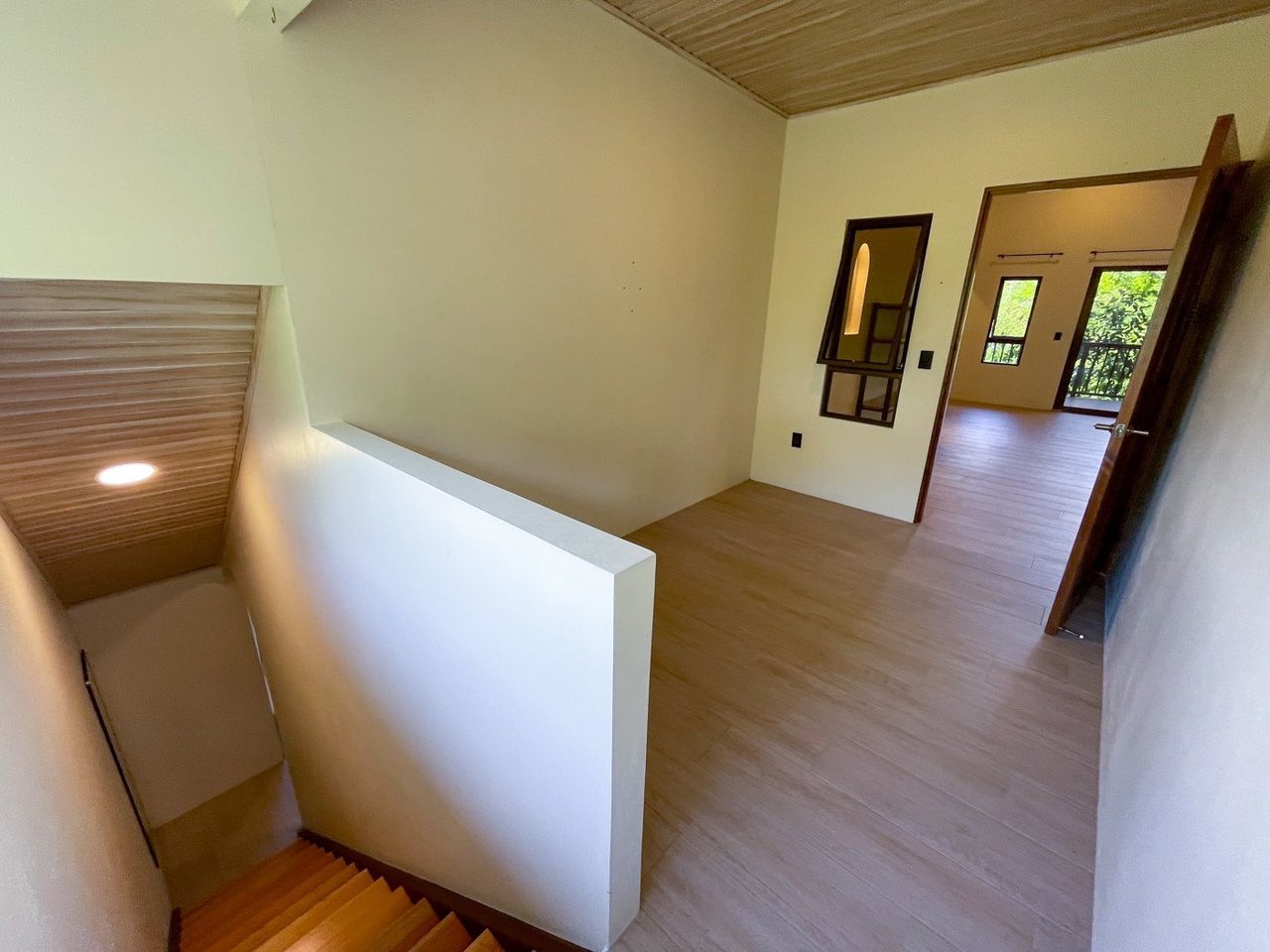 Creekfront Country Acreage Home, Perez Zeledon, San Jose