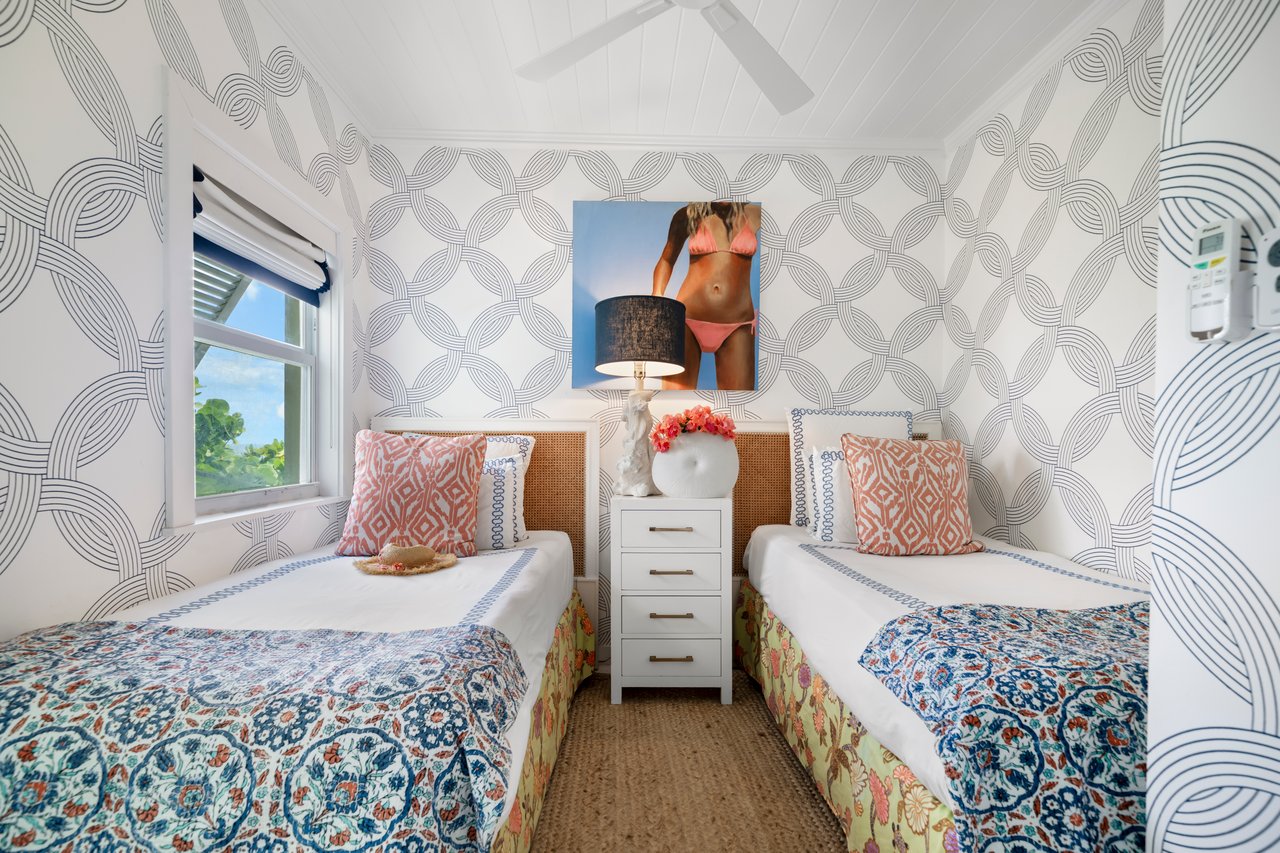 Sea Siren, An Oceanfront Retreat in Harbour Island