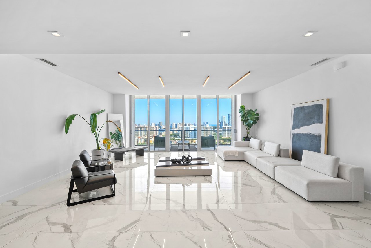 Parque Towers Penthouse 3