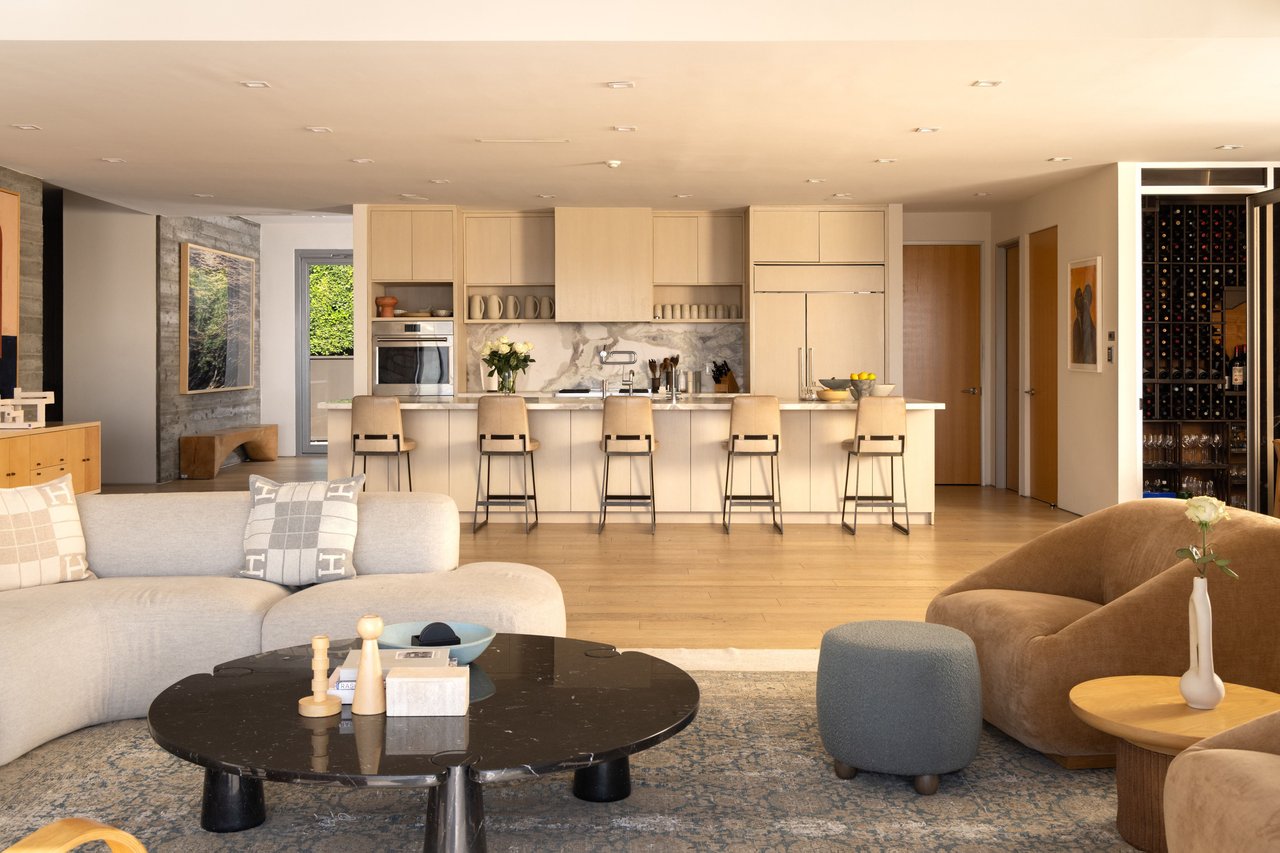 1557 Tower Grove Dr, Beverly Hills