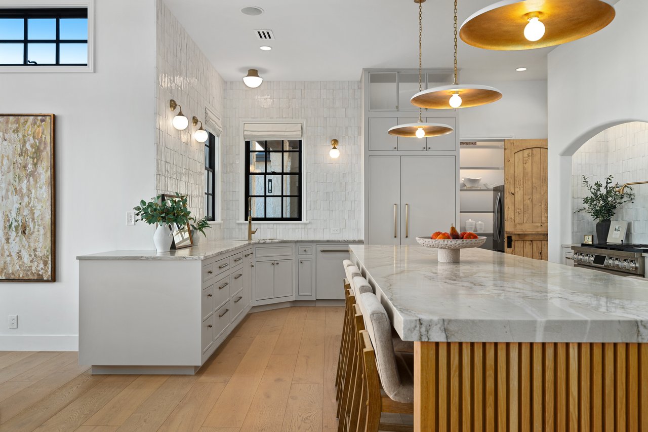 12006 Pleasant Panorama View