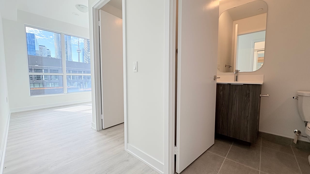 15 Richardson Street Unit: 1814