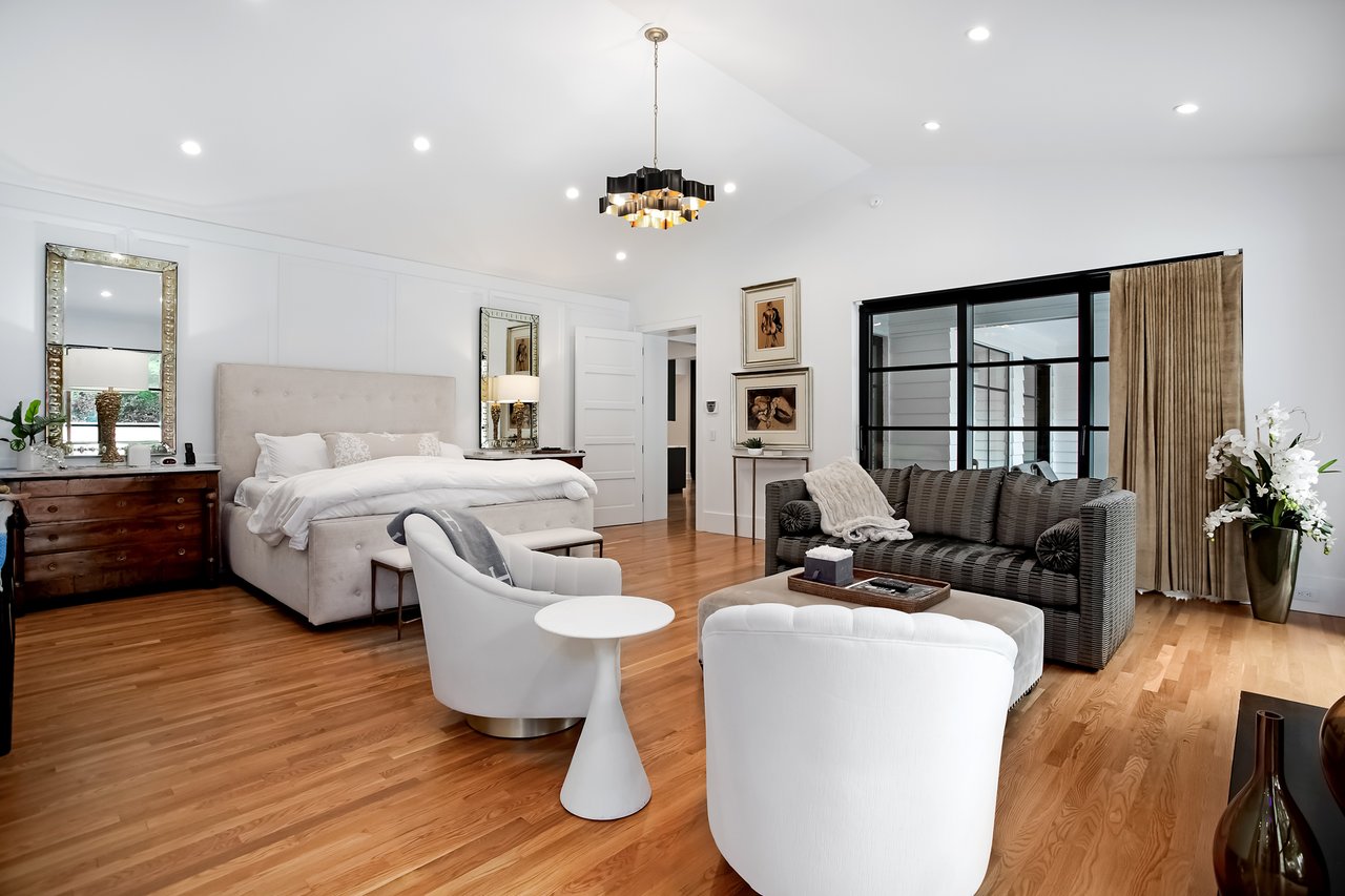 330 Tenney Cir