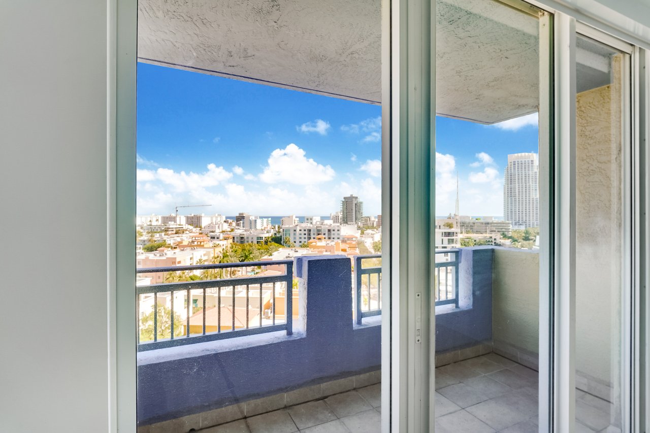 Yacht Club at Portofino Condo for Sale | Unit 1209 | South of Fifth