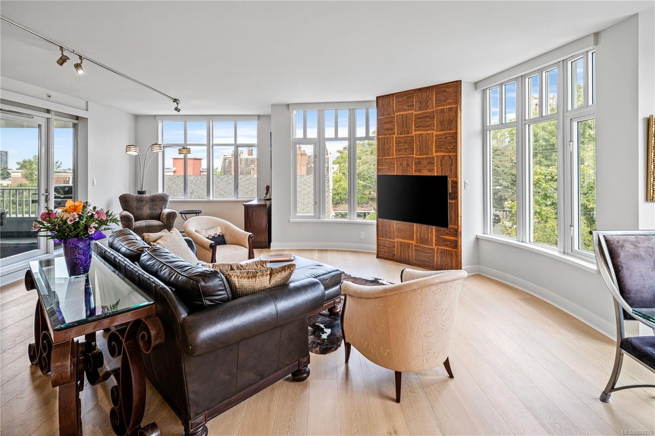503-999 Burdett Ave