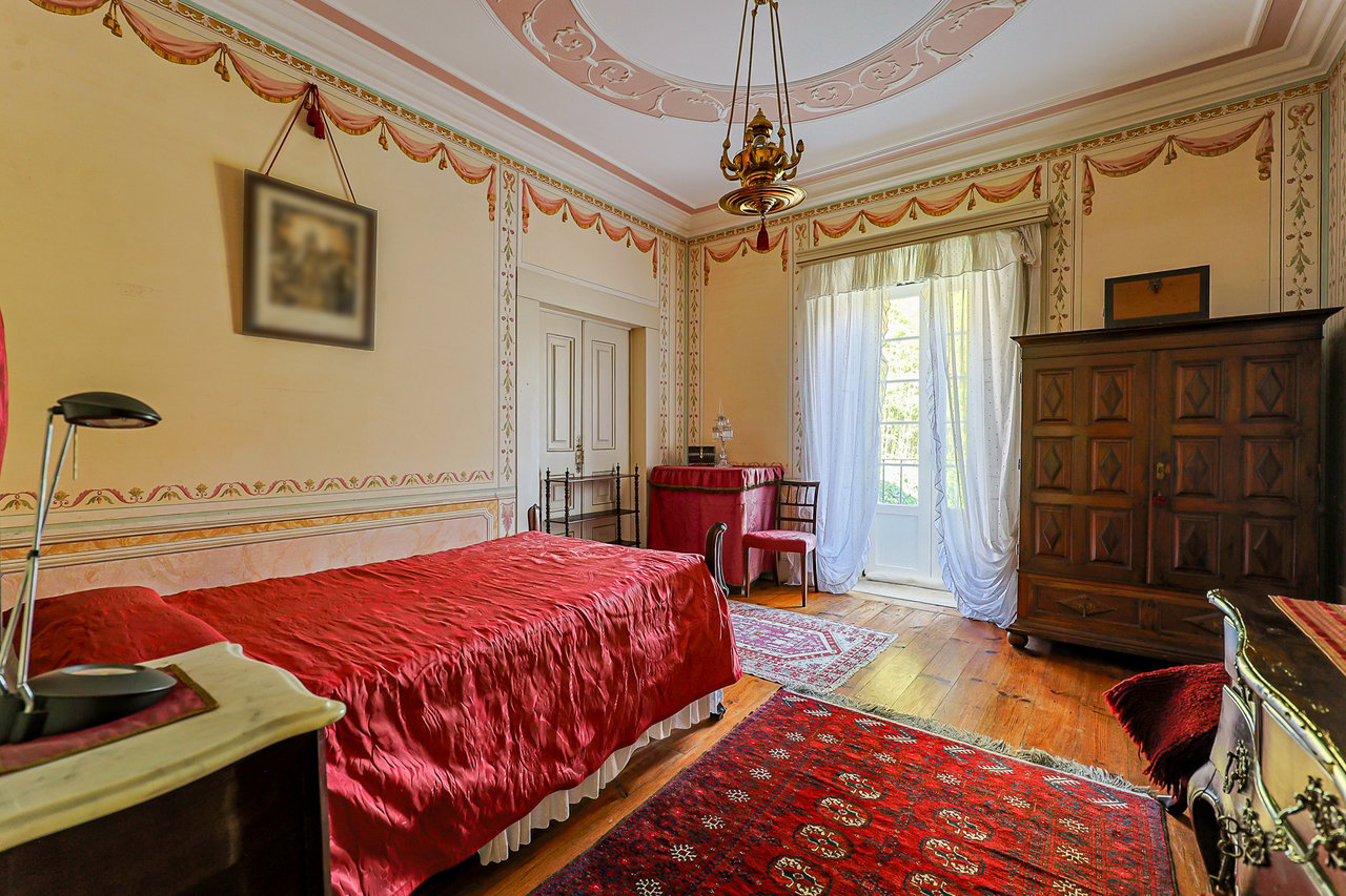 Magnificent 17th-Century Palace with  76,400 m² Estate Near Coimbra