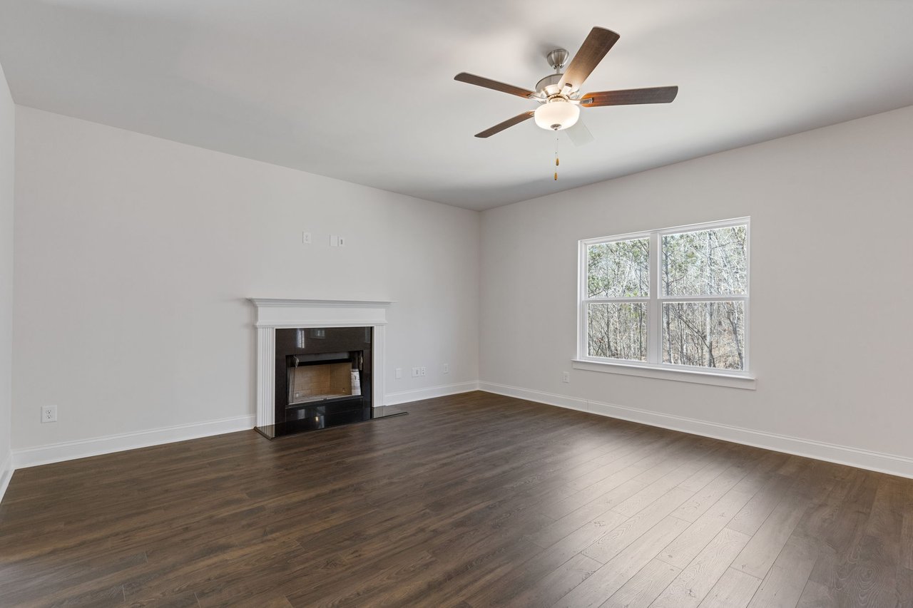 78 Radiant Ct