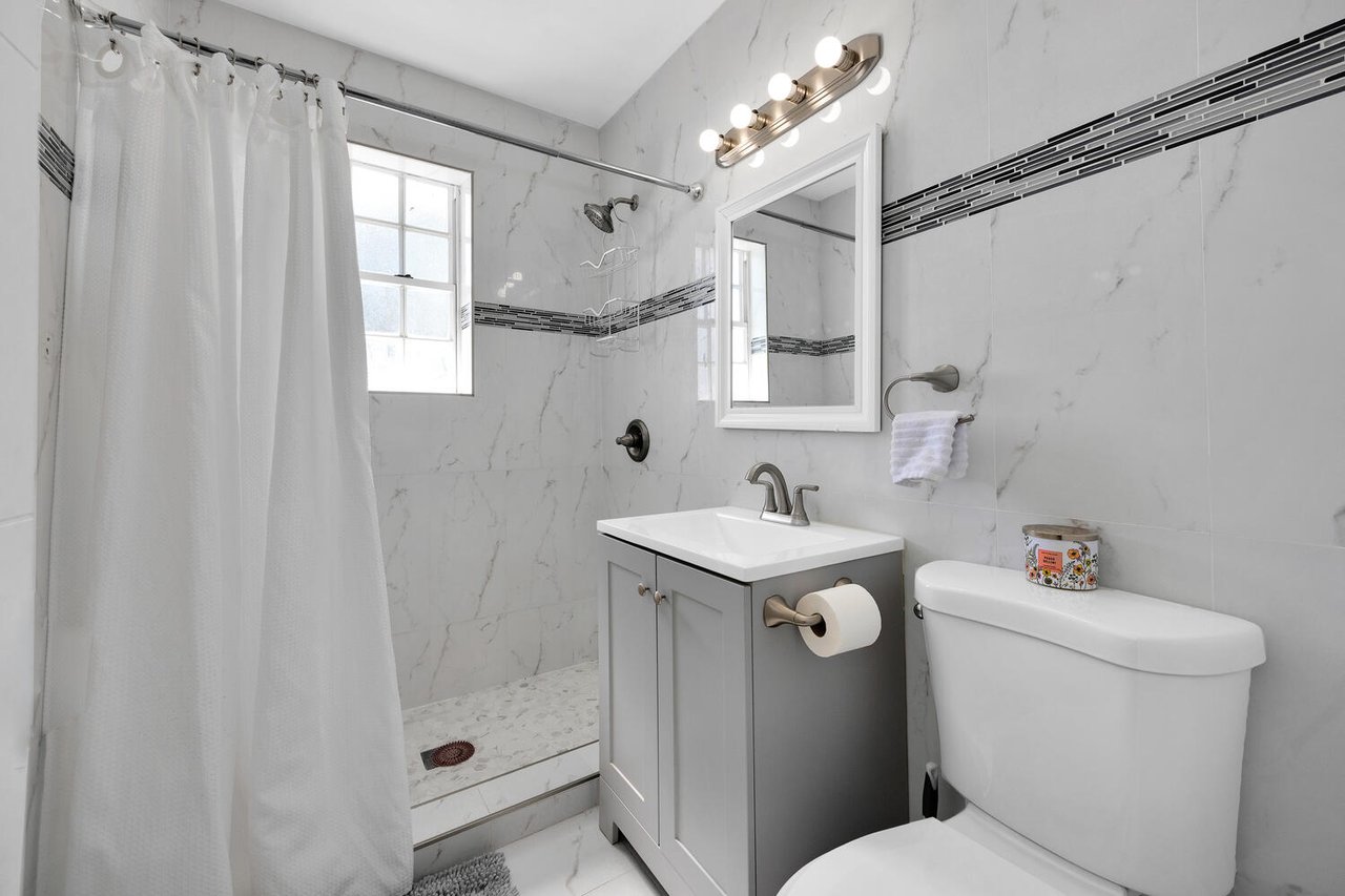 Calling All Investors - Pinecrest Duplex For Sale