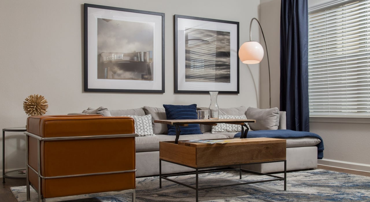 Beautiful 1/1 apartment home 20 minutes north of downtown!