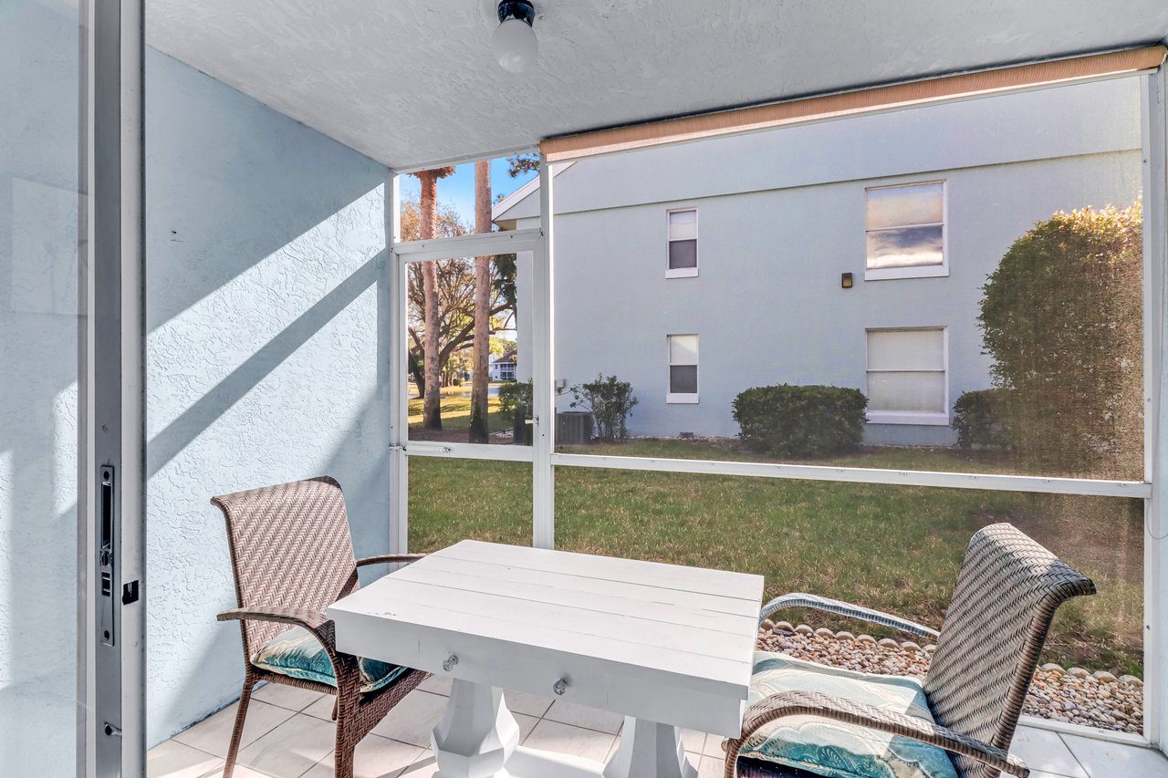 113 Wading Bird CIR # 105 Unit: W-105