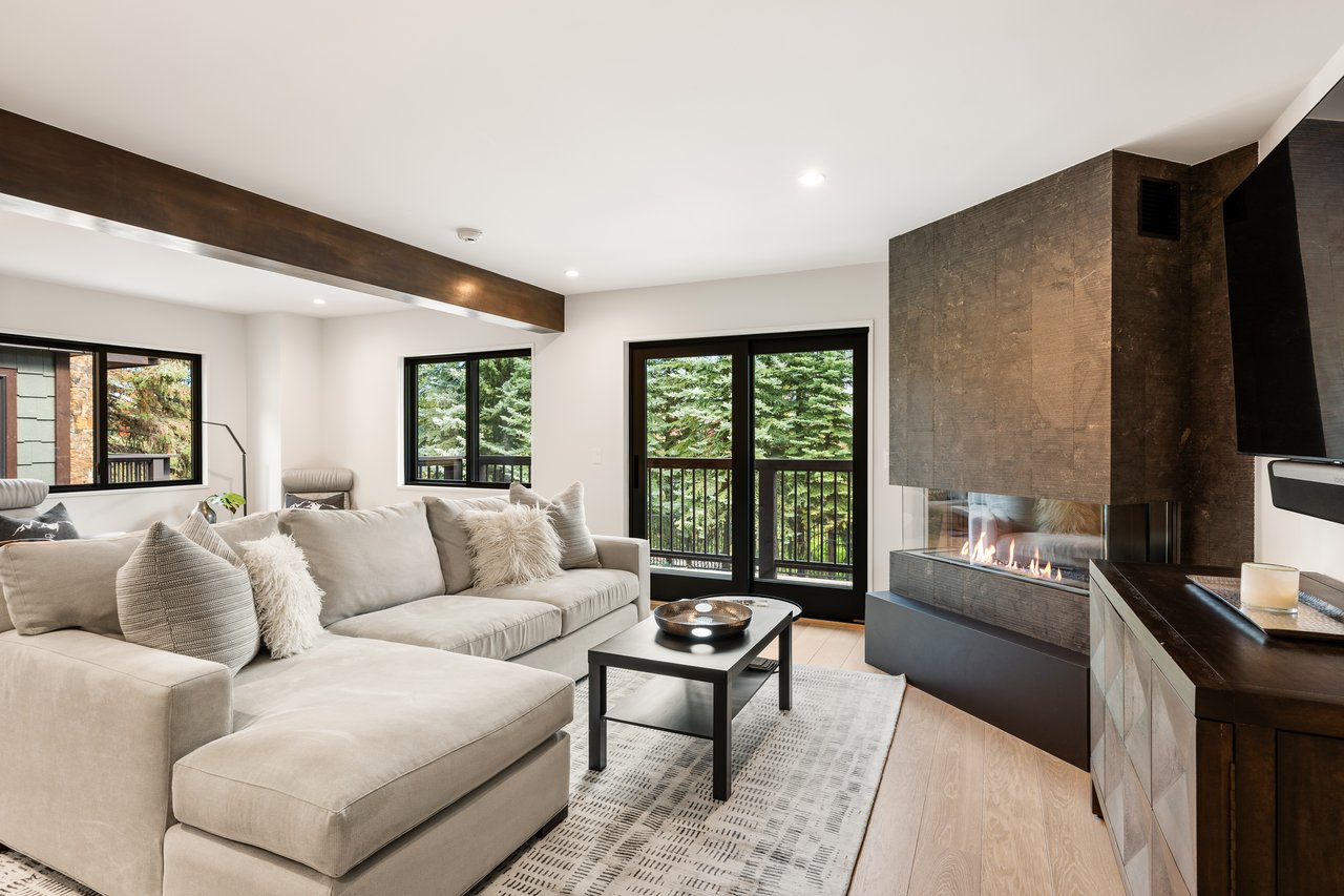 Slopeside Sophistication