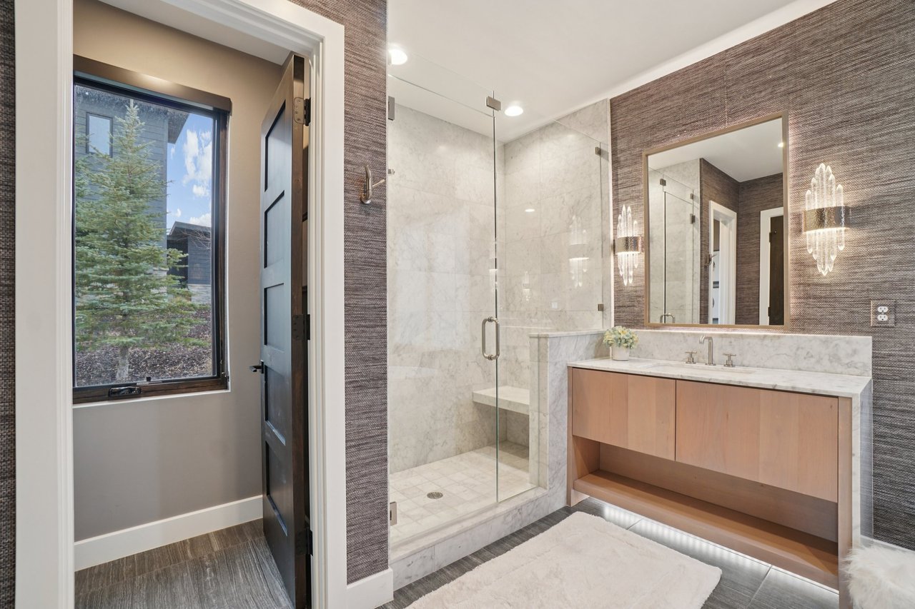 6768 Golden Bear Loop