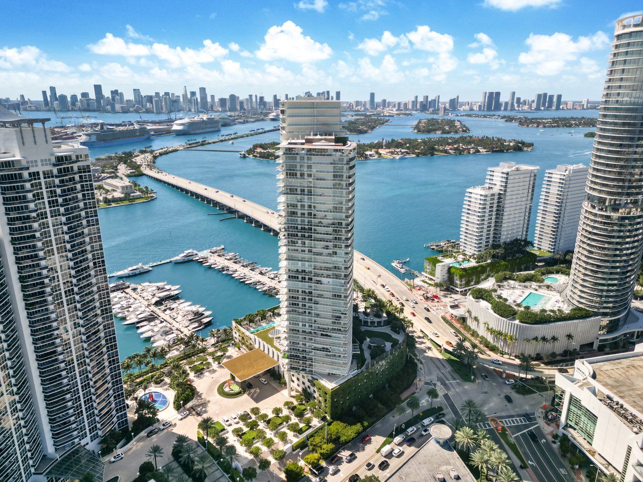 Icon South Beach Unit 906 | South Of Fifth