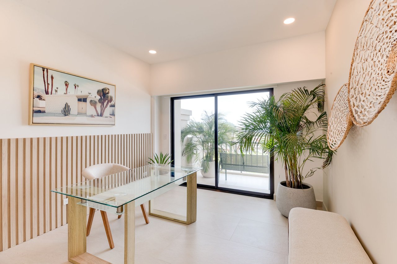 Ocean & Mountain View Modern Beach Condominium 
