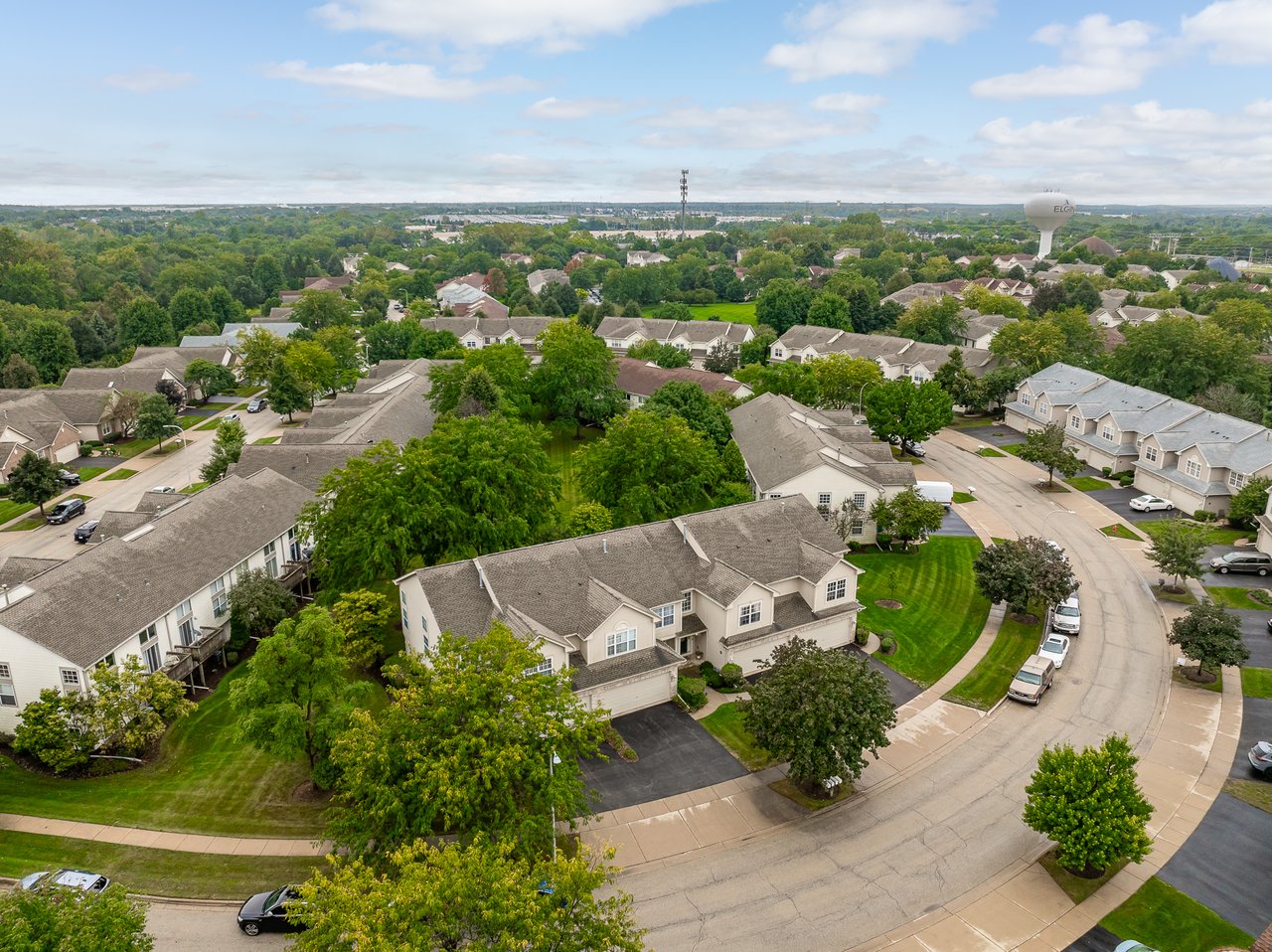 347 Gladstone Ln