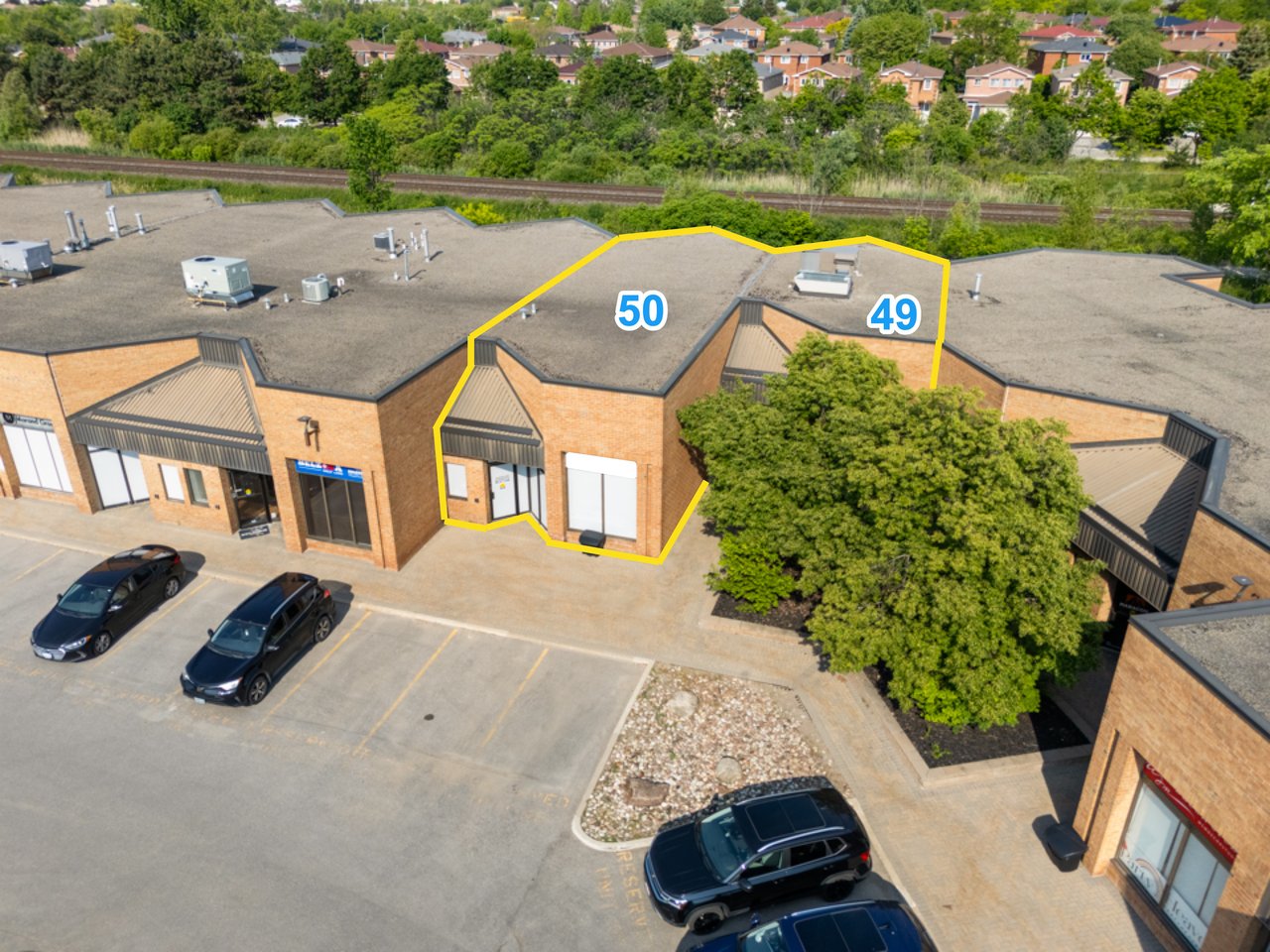 49&50-588 Edward Ave