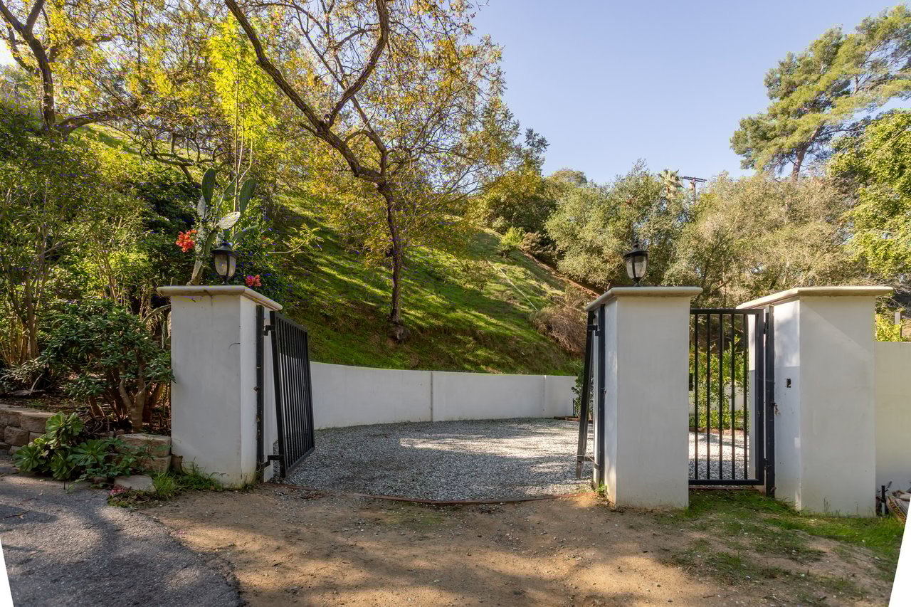 Casa Serena by Oraklus