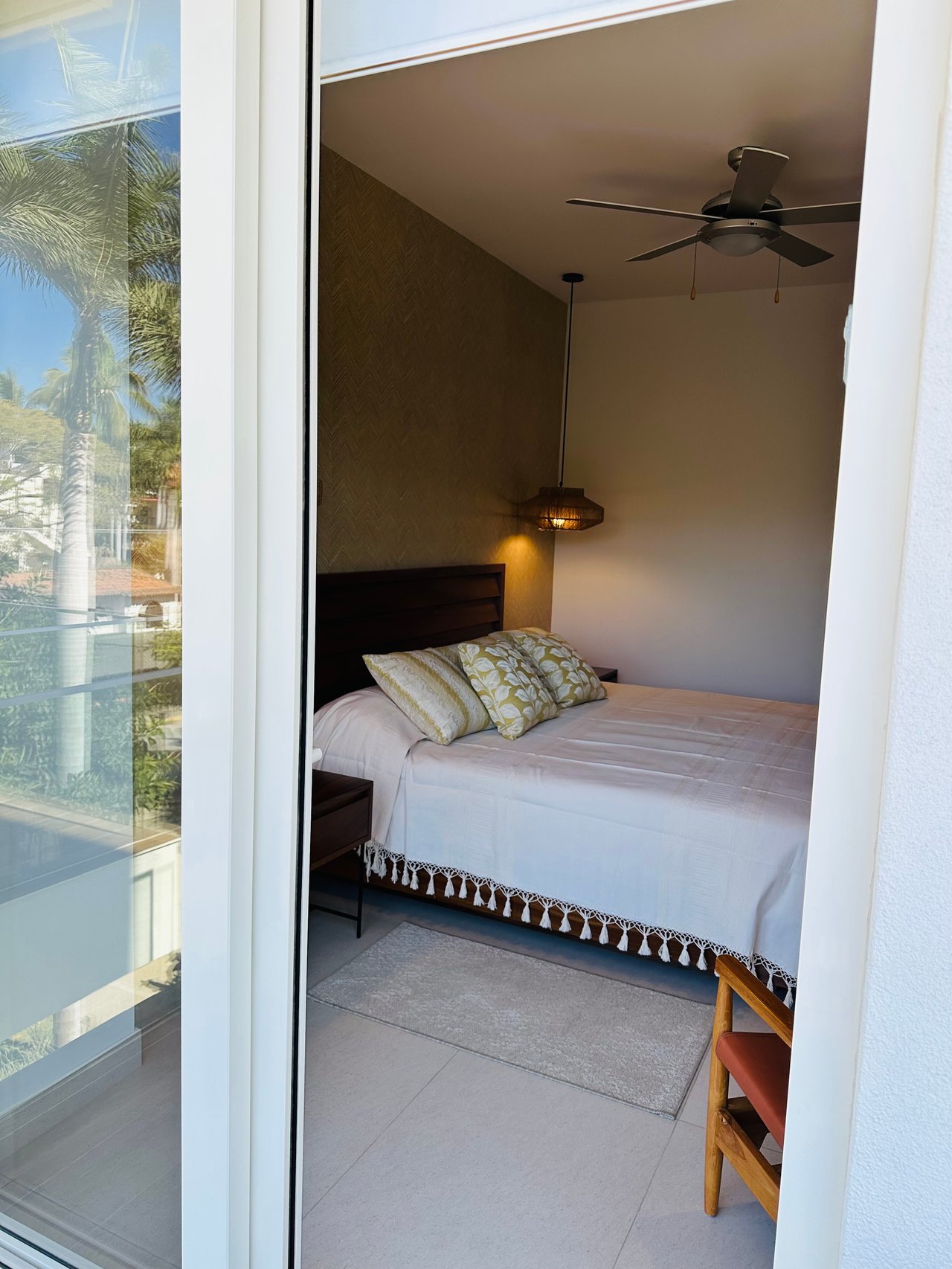 🌊 FOR RENT - Pavilion - 2 Bed Ocean Views - Check-In to the Extraoardinary!