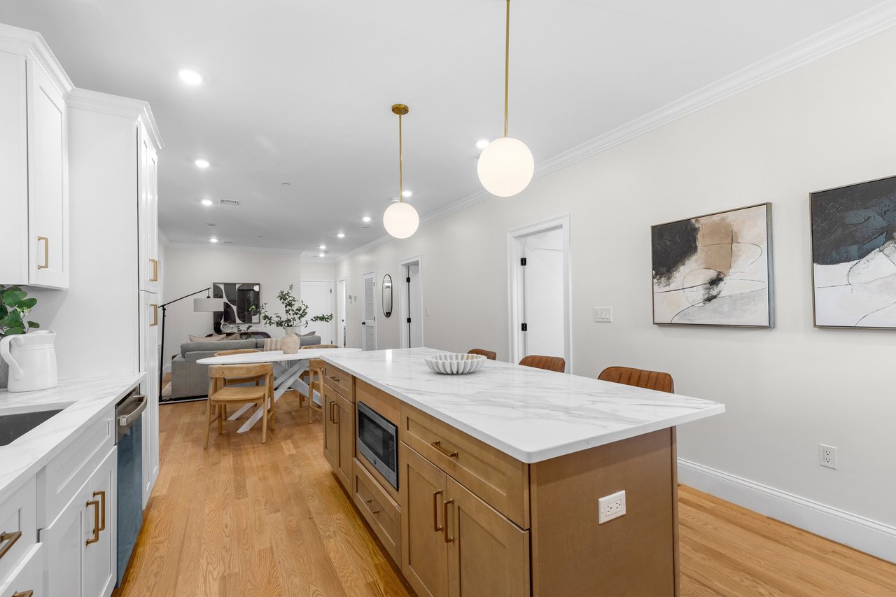 13 Langmaid Ave # 2