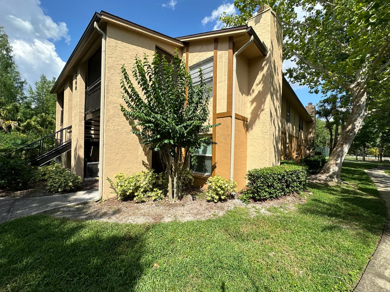4800 S Semoran 