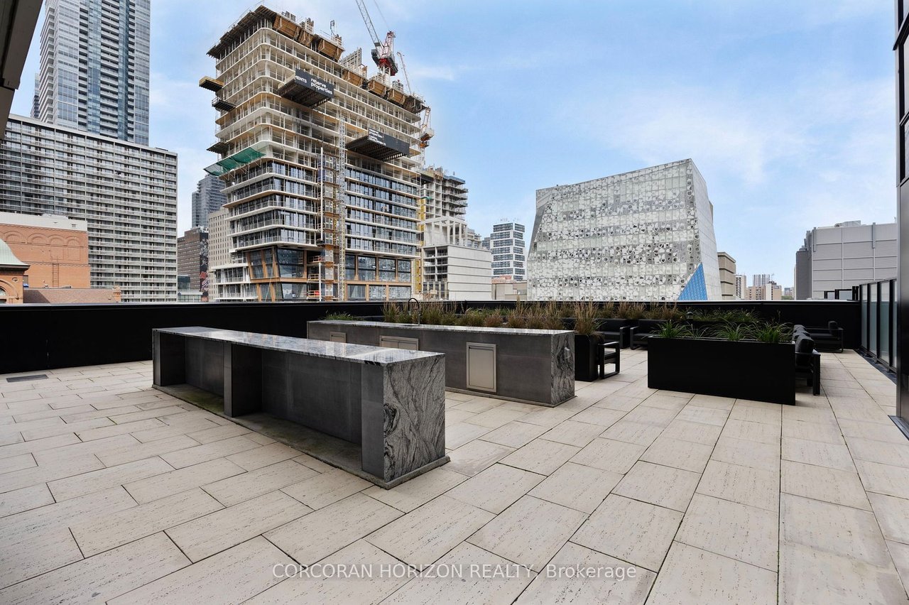 STUNNING NEW PENTHOUSE FOR SALE
