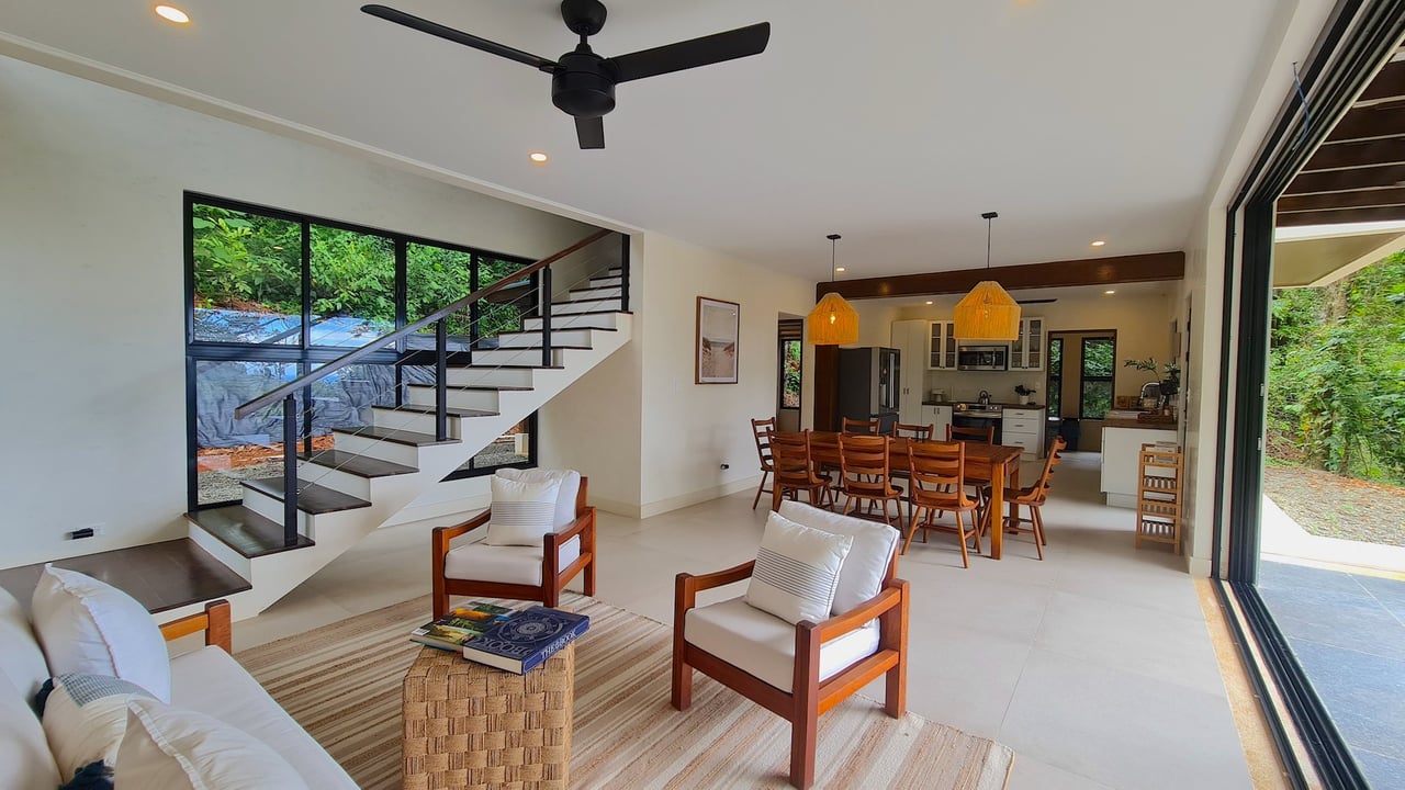 4 Bedroom luxury ocean view home in a Gated Cummunity