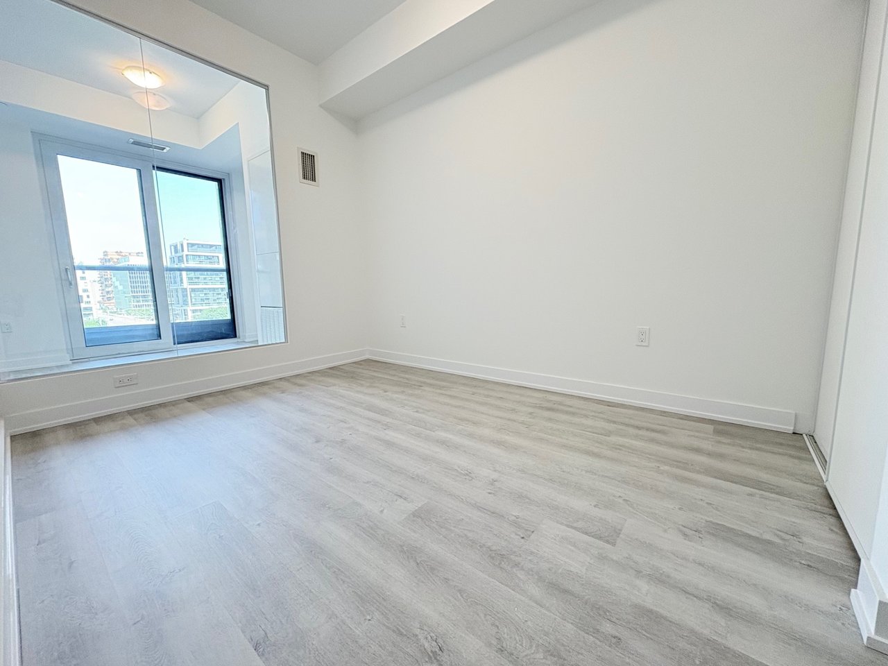 15 Richardson Street Unit: 610