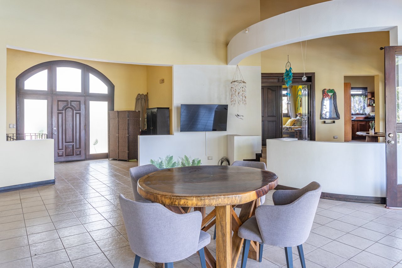 Villa Martina / Samara, Guanacaste