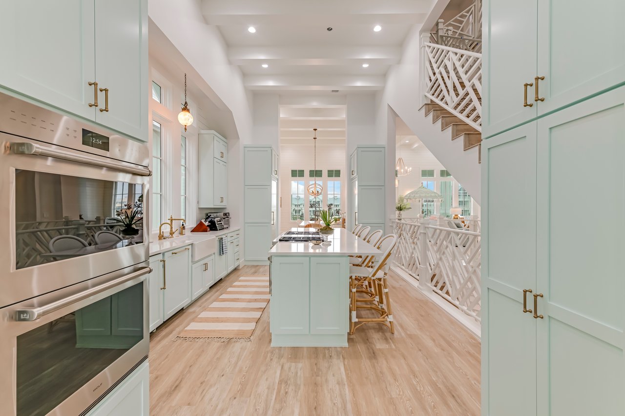 Dewdrop Street, 6110 Sq. Ft.