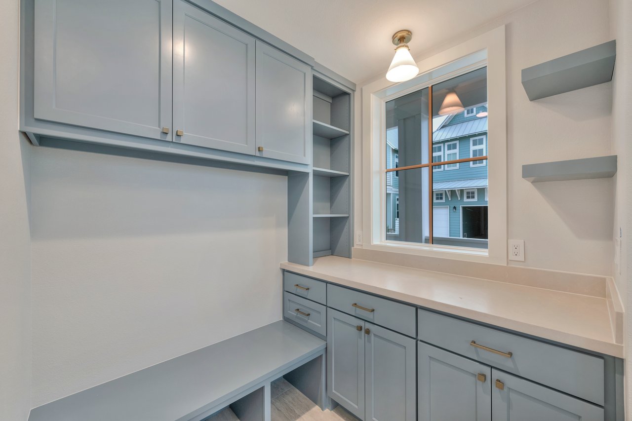 Barefoot Lane, 3476 Sq. Ft.