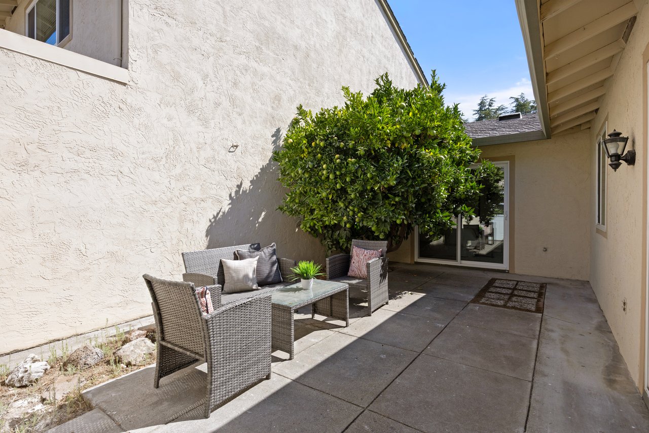 735 Winstead Terrace