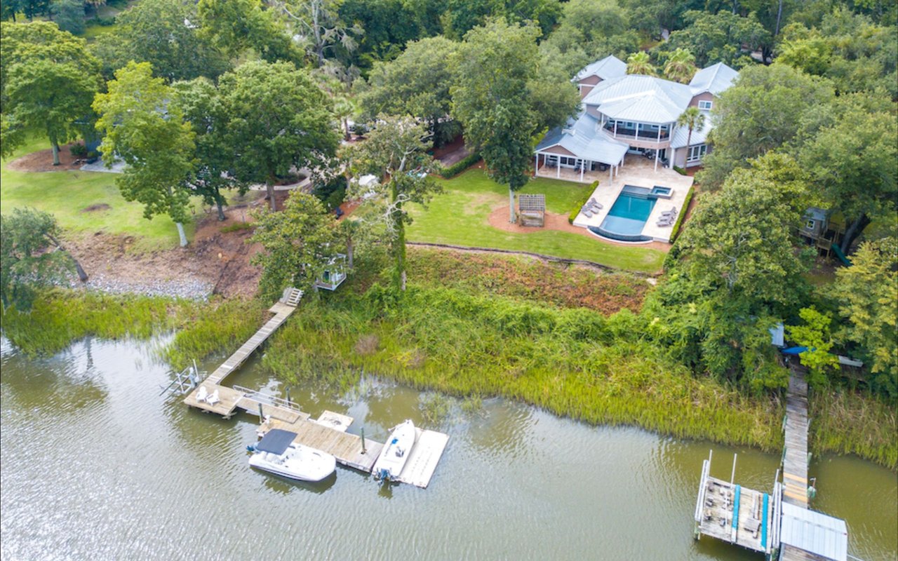 For Sale – Homes with Deep Water Docks