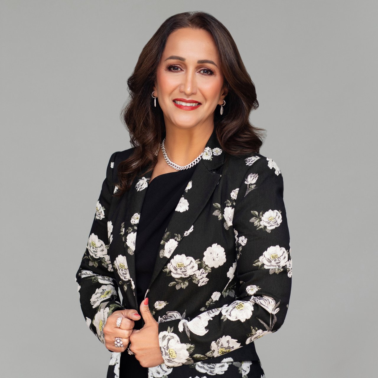 Mahshid Caras Austin, TX Real Estate Agent Headshot