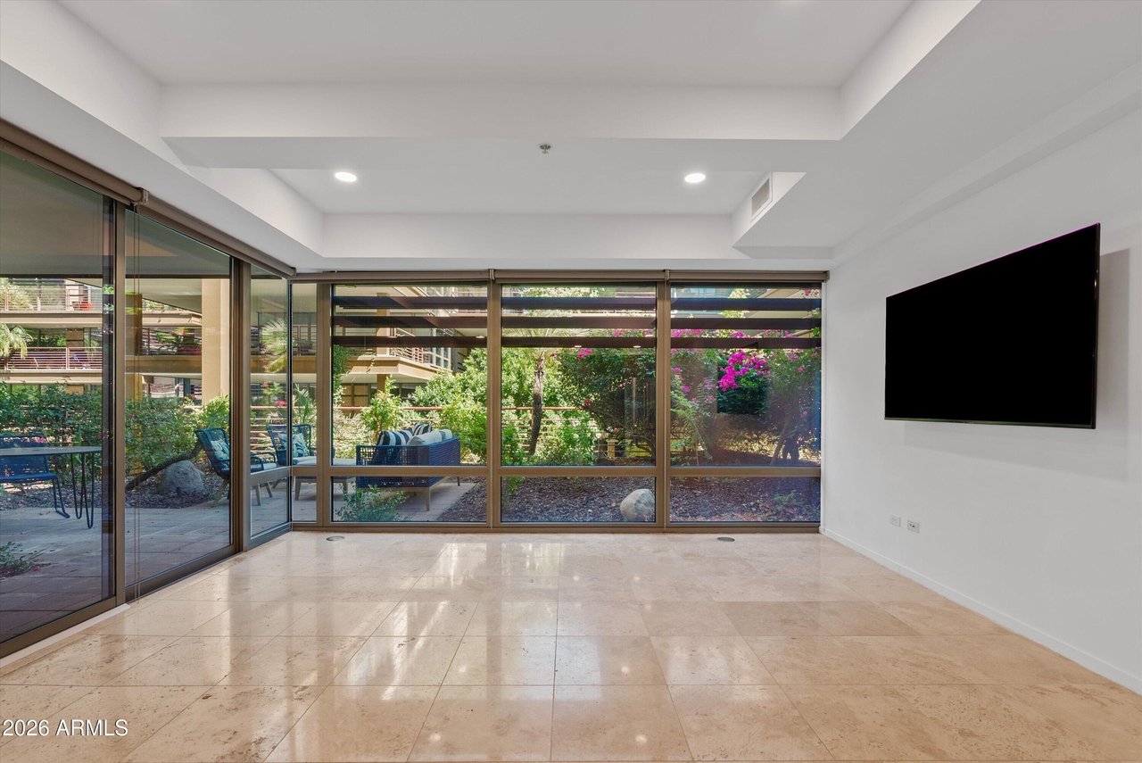 7147 E Rancho Vista Dr, #3008