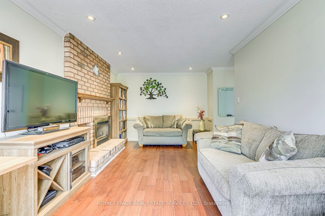 3544 Wass Cres