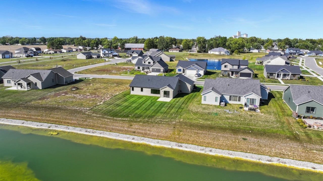 22238 Travertine Run