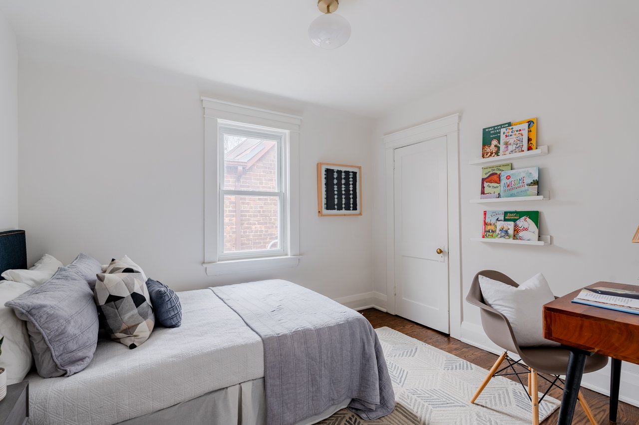 35 Kingsmount Park Rd