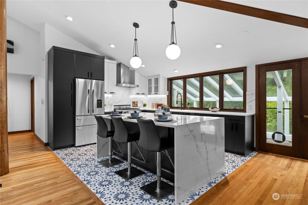 1515 NE 105th Street