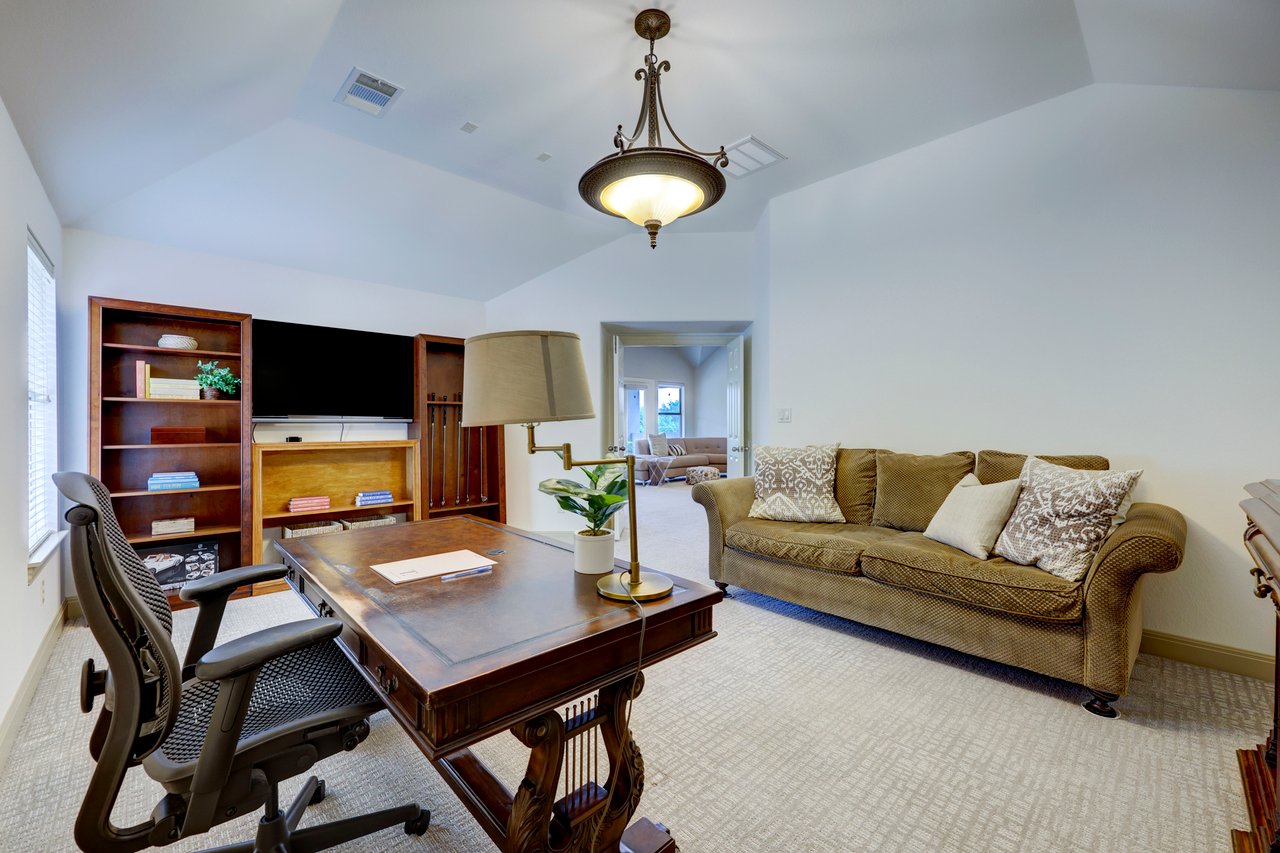 12100 Azure Shores Ct.